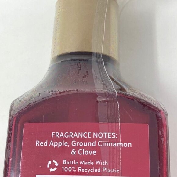 Bath & Body Works 'Tis The Season Cleansing Gel Hand Soap 8 Oz 2 Pack Holiday - Picture 3 of 4